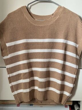 Striped Knit Short Sleeve Sweater Top  Size L